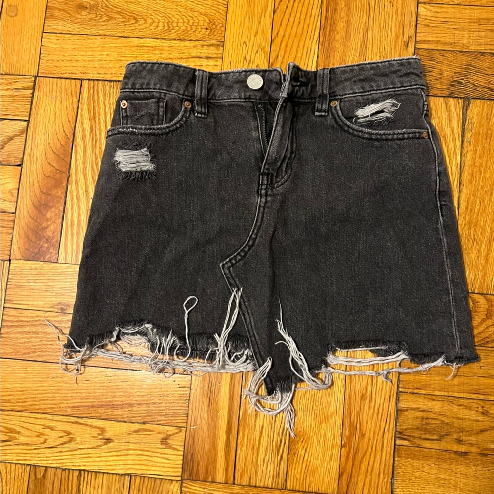 BDG black denim ripped mini skirt!